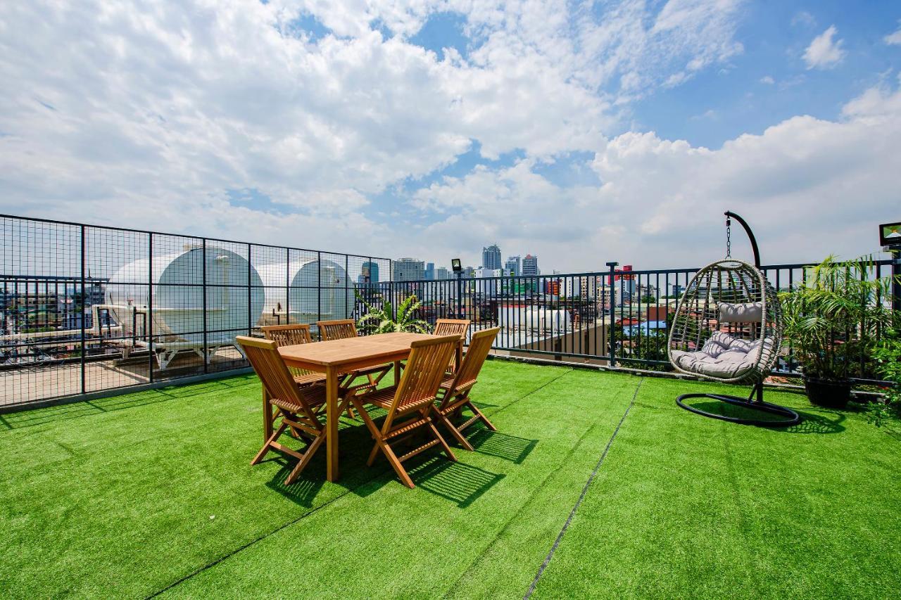 Super Oyo Capital O 232 Nest Nano Suites Fort Макати Экстерьер фото