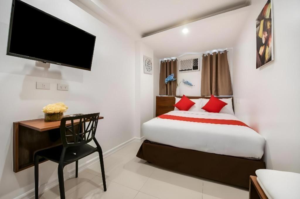 Super Oyo Capital O 232 Nest Nano Suites Fort Макати Экстерьер фото